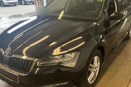 Skoda Superb 129.000 km 15.750 &euro; Bebra 36179