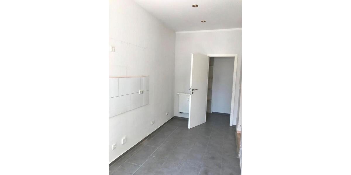 Erdgeschoßwohnung Halle (Saale) Büschdorf - 3 Zimmer, 82 m&sup2;, 850&euro; | Angebot:26633186