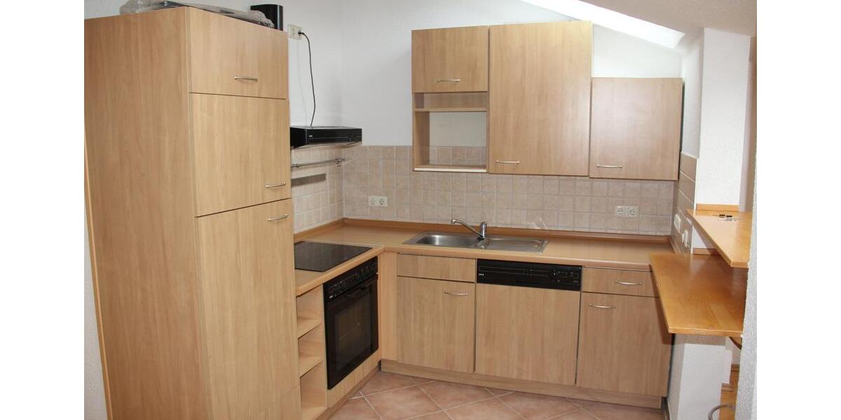 Dachgeschoßwohnung Rostock Hansaviertel - 2 Zimmer, 70 m&sup2;, 800&euro; | Angebot:26062116
