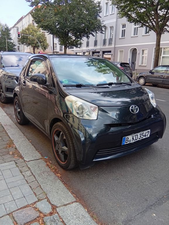 Toyota IQ 159.000 km 5.950 € berlin 12057