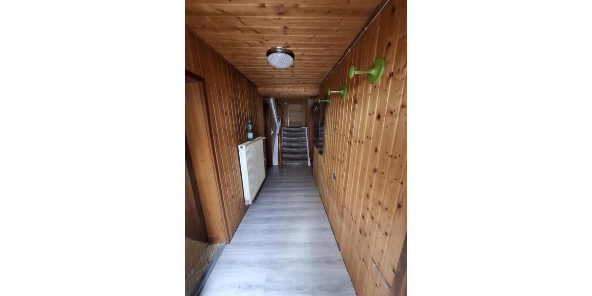 Einfamilienhaus Albstadt Gemarkung Onstmettingen - 7 Zimmer, 140 m&sup2;, 920&euro; | Angebot:26611076
