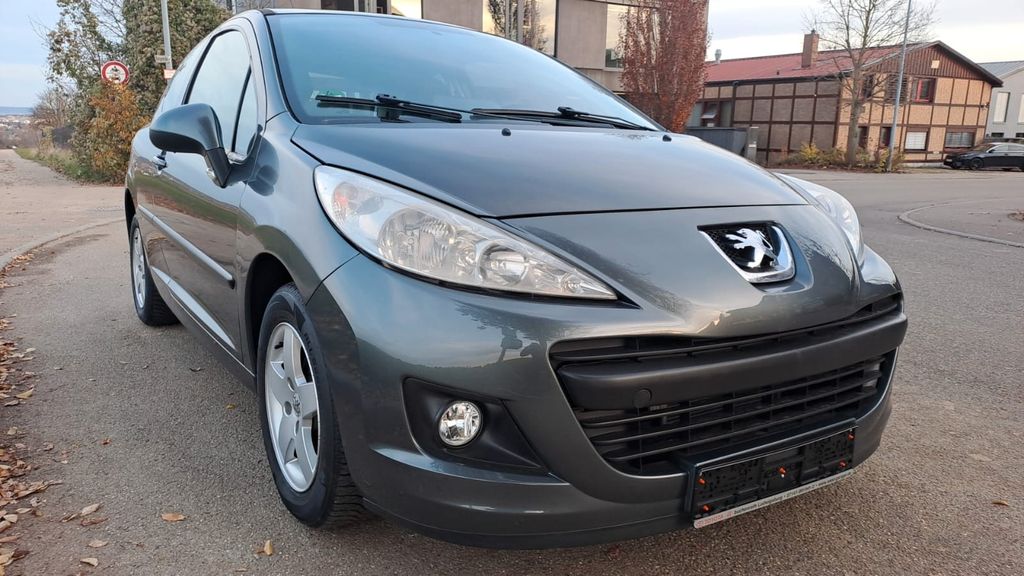 Peugeot 207 96.000 km 3.350 &euro; Gerlingen 70839