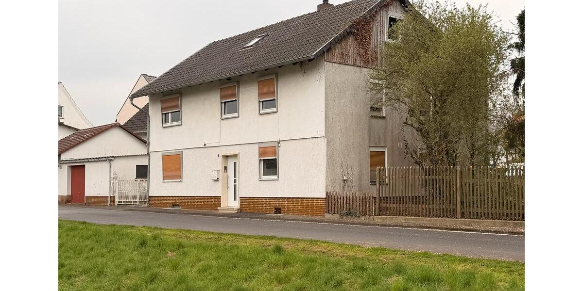 Einfamilienhaus Eschwege - 7 Zimmer, 160 m&sup2;, 84.000&euro; | Angebot:26132504