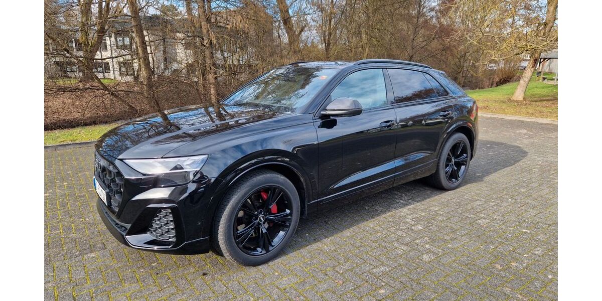 Audi Q8 21.300 km 81.000 &euro; Solms 35605