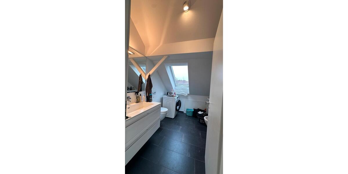 Einfamilienhaus Hannover - 2 Zimmer, 100 m&sup2;, 950&euro; | Angebot:24848866