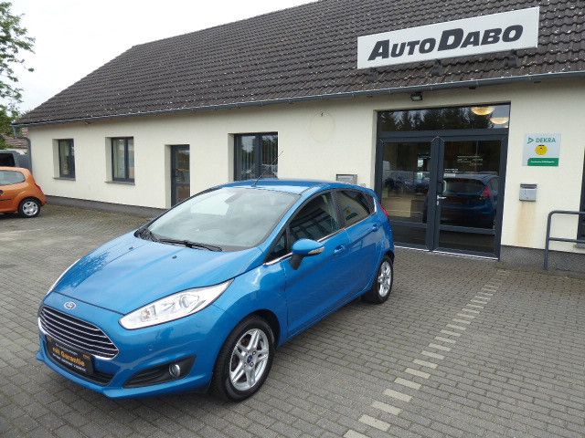 Ford Fiesta 67.850 km 7.985 € Jaenschwalde 03197