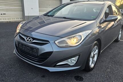 Hyundai i40 225.175 km 2.250 &euro; Kobern-Gondorf 56330