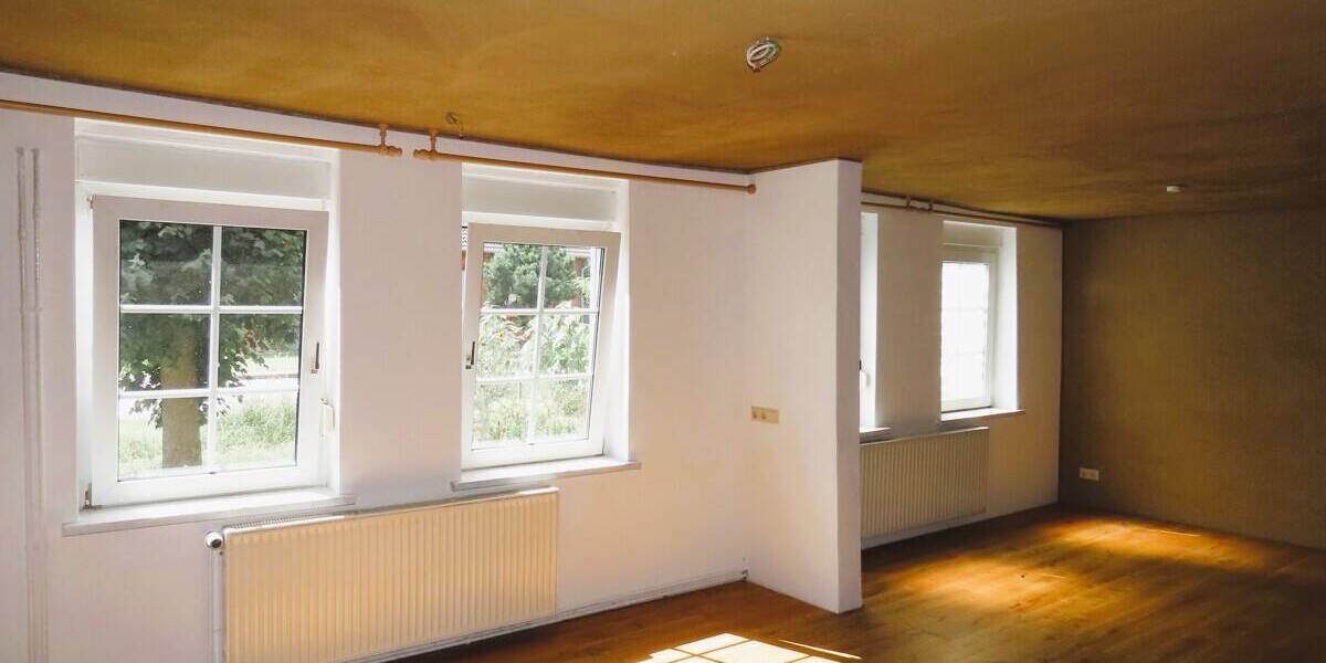 Mehrfamilienhaus, Wohnhaus Ziemendorf Ziemendorf - 8 Zimmer, 165 m&sup2;, 190.000&euro; | Angebot:25770132