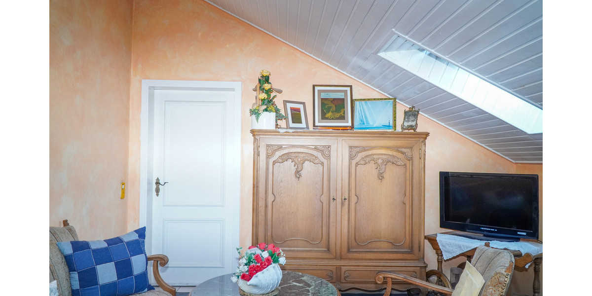 Stilvoller Bungalow mit Charme – Garage, Carport und Pool inklusive - Bungalow Porta Westfalica | Angebot:20088705