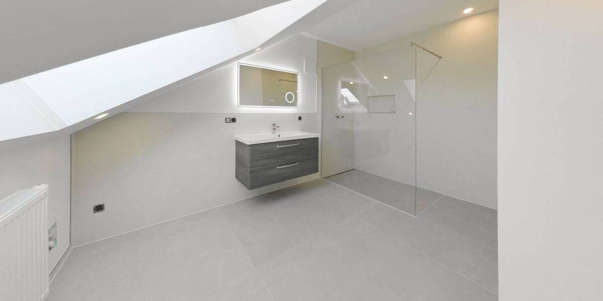 Reihenmittelhaus Burgdorf - 4 Zimmer, 145 m&sup2;, 2.100&euro; | Angebot:26438784