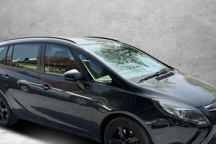 Opel Zafira 199.000 km 4.499 &euro; Detmold 32758