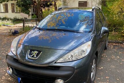 Peugeot 207 125.000 km 2.100 € Nürnberg 90480