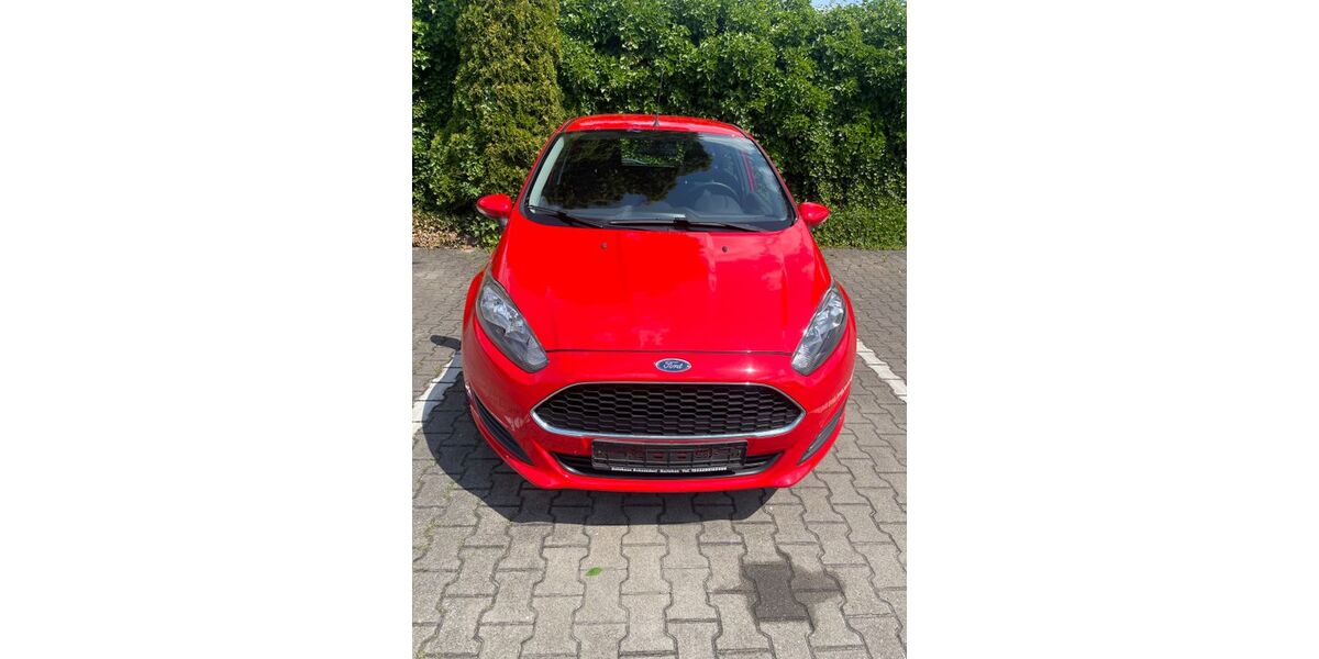Ford Fiesta 61.710 km 7.900 &euro; Barleben 39179