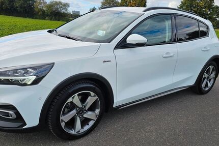 Ford Focus 90.000 km 16.000 &euro; Köln 51109