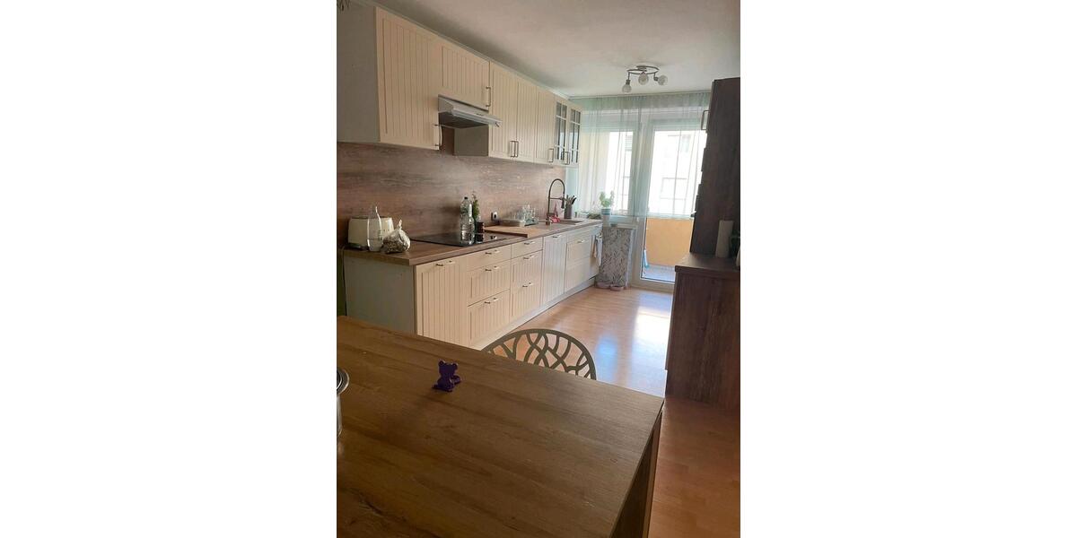 Etagenwohnung Bad Windsheim - 3 Zimmer, 100 m&sup2;, 225.000&euro; | Angebot:25899438