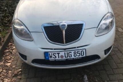 Lancia Ypsilon 112.000 km 1.900 &euro; Vechta 49377
