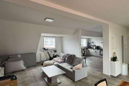 Wohnung zum Mieten in Wuppertal 1.050 € 135 m² 4 zimmer