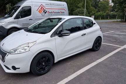 Peugeot 208 99.000 km 2.900 &euro; Mainz-Kastel 55252
