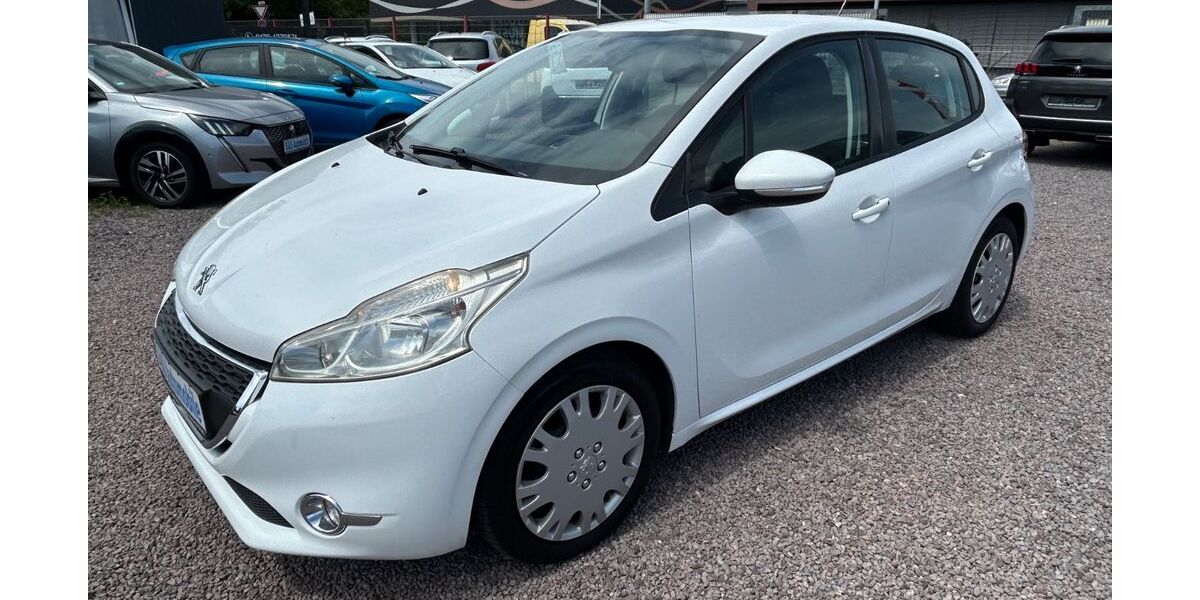 Peugeot 208 132.000 km 4.750 &euro; Saarlouis 66740