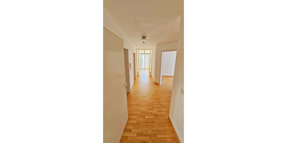 Etagenwohnung Hechingen - 3 Zimmer, 76 m&sup2;, 170.000&euro; | Angebot:26757855