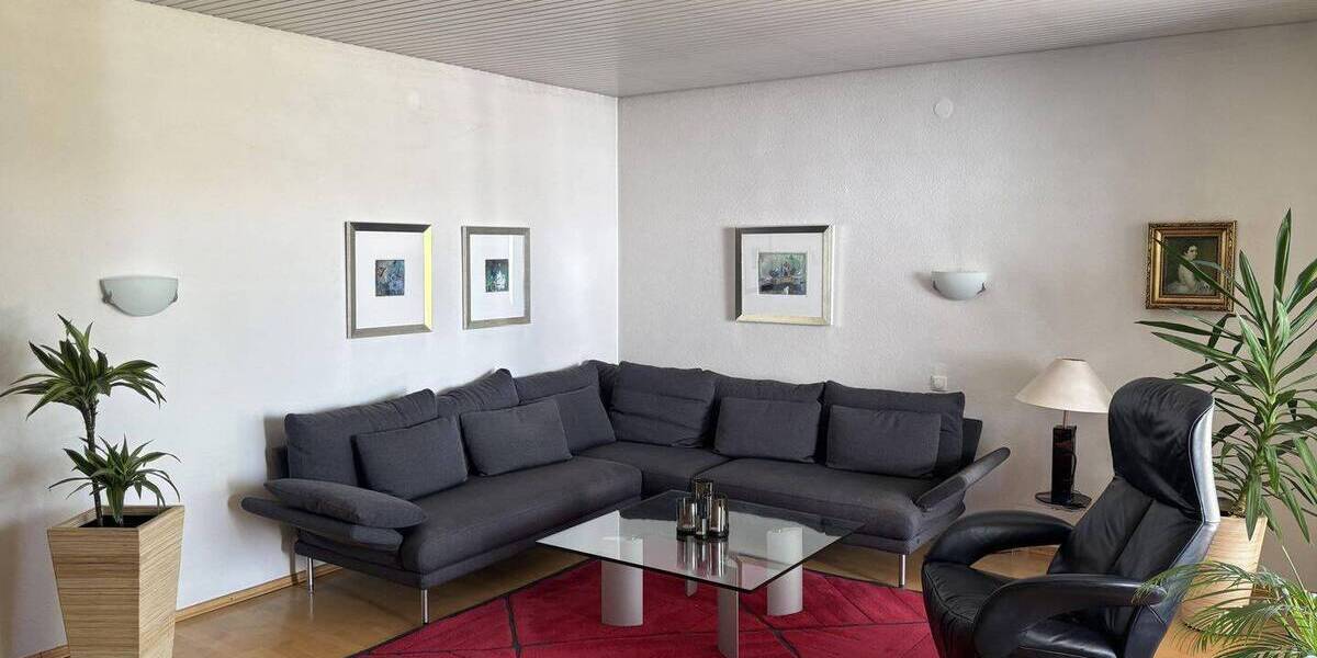 Bungalow Königsbrunn - 7 Zimmer, 194 m&sup2;, 765.000&euro; | Angebot:26488305