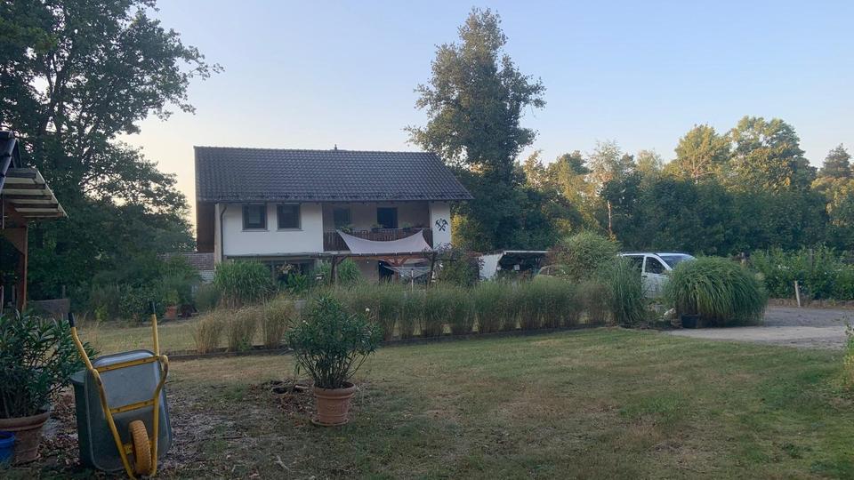 Haus in Velpke: 8 Zimmer, 5.130 m² Grundstück, Pool, Kamin zimmer