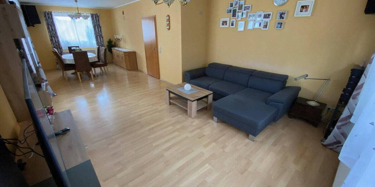 Einfamilienhaus Waldbröl - 6 Zimmer, 126 m&sup2;, 1.500&euro; | Angebot:26794401