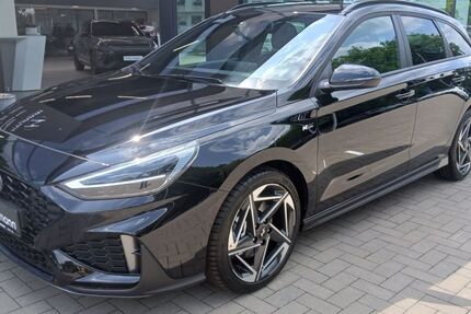 Hyundai i30 1.500 km 31.940 &euro; Espelkamp 32339