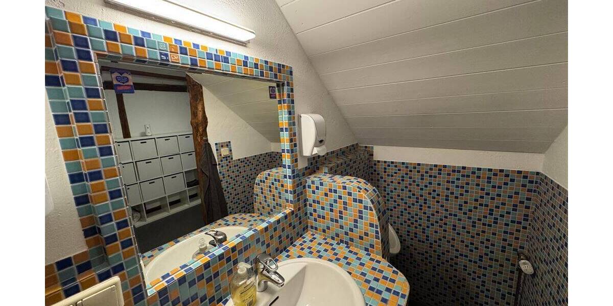 Gewerbeobjekt Fritzlar - 7 Zimmer, 150 m&sup2;, 1.400&euro; | Angebot:24112763