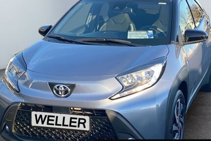 Toyota Aygo (X) 3.693 km 16.290 &euro; Leipzig 04178