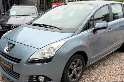 Peugeot 5008 146.274 km 4.999 &euro; Potsdam 14480