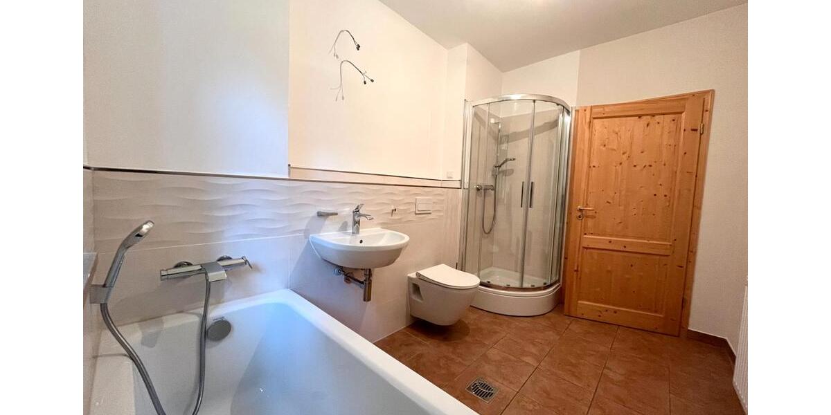 Bauernhaus, Landhaus Eibenstock - 8 Zimmer, 268 m&sup2;, 575.000&euro; | Angebot:26817938