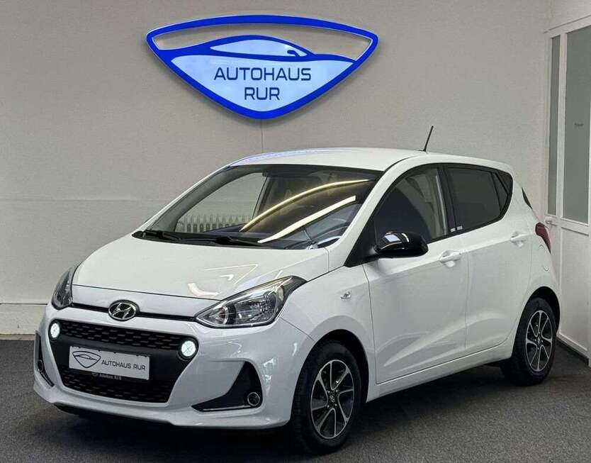 i10