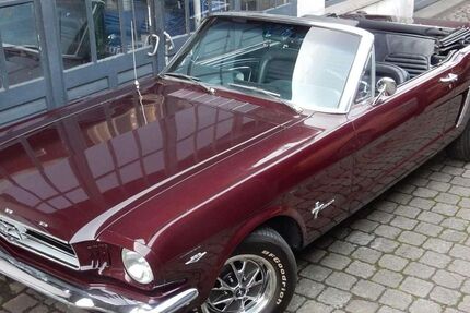 Ford Mustang 121.577 km 41.500 &euro; Hamburg 22179