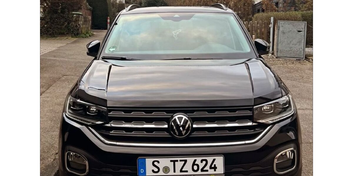 VW T-Cross 30.000 km 22.999 &euro; Stuttgart 70199