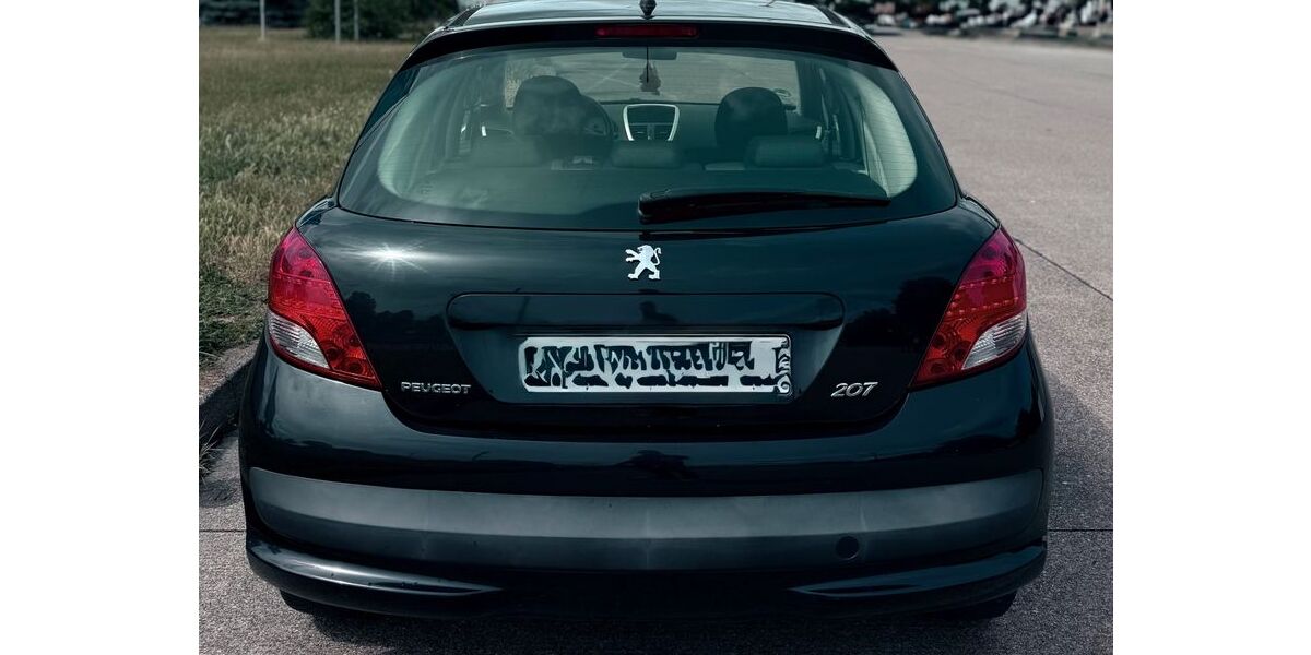 Peugeot 207 146.000 km 2.750 &euro; Weil am Rhein 79576