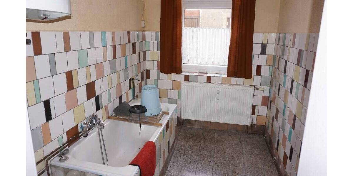 Mehrfamilienhaus, Wohnhaus Markneukirchen - 9 Zimmer, 220 m&sup2;, 90.000&euro; | Angebot:26360178