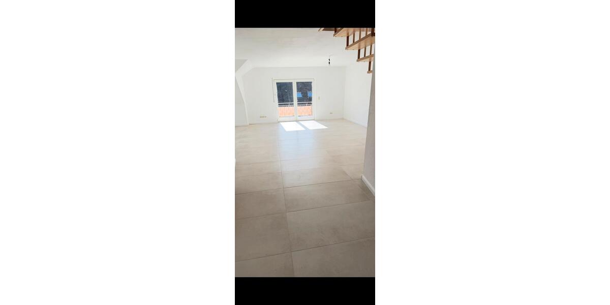 Dachgeschoßwohnung Trier Kürenz - 5 Zimmer, 148 m&sup2;, 515.000&euro; | Angebot:26322979
