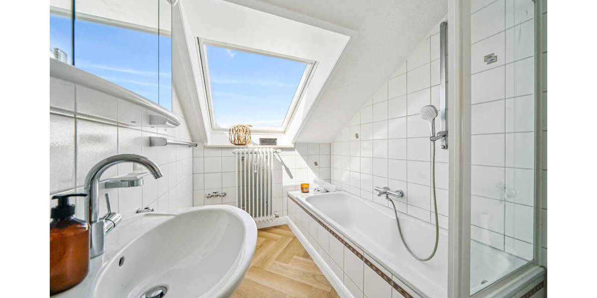 Etagenwohnung Friedrichshafen Fischbach - 3 Zimmer, 85 m&sup2;, 385.000&euro; | Angebot:26318918