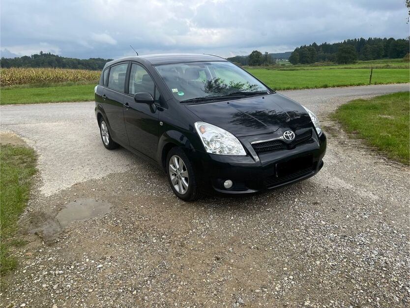 Toyota Corolla Verso 206.000 km 3.990 € Aretsried 86850