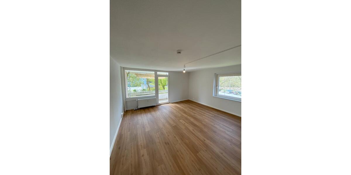 Etagenwohnung Melsdorf - 2.5 Zimmer, 73 m&sup2;, 599&euro; | Angebot:26358472