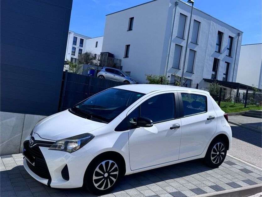 Yaris