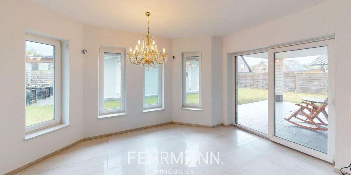 Einfamilienhaus Sögel - 6 Zimmer, 259 m&sup2;, 499.000&euro; | Angebot:25770470