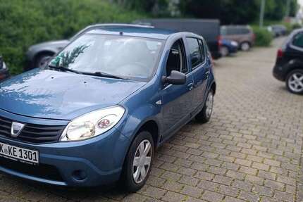 Dacia Sandero 122.000 km 1.800 &euro; Becke (Hemer) 58675