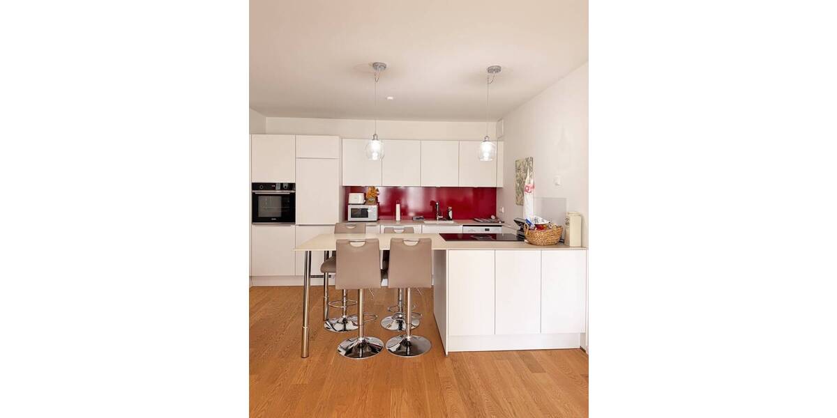 Etagenwohnung München Bogenhausen - 3 Zimmer, 81 m&sup2;, 2.890&euro; | Angebot:26853145