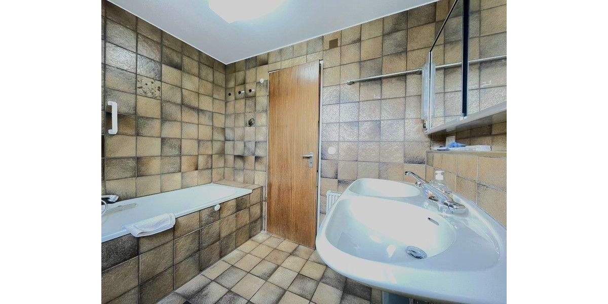 Mehrfamilienhaus, Wohnhaus Schwaig-Behringersdorf Behringersdorf - 6 Zimmer, 192 m&sup2;, 844.000&euro; | Angebot:23979403