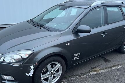 Kia ceed Sportswagon 170.000 km 1.999 &euro; Berlin 12057