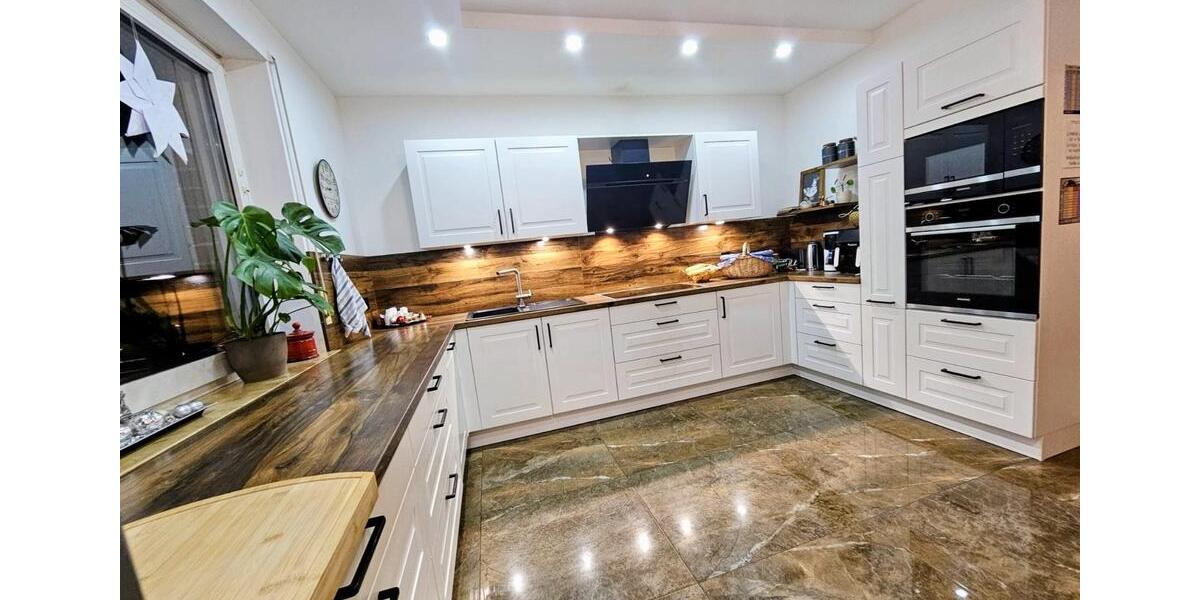 Einfamilienhaus Twistetal - 9 Zimmer, 306 m&sup2;, 338.000&euro; | Angebot:27022248