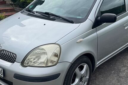 Toyota Yaris 218.521 km 1.750 &euro; Dortmund 44369