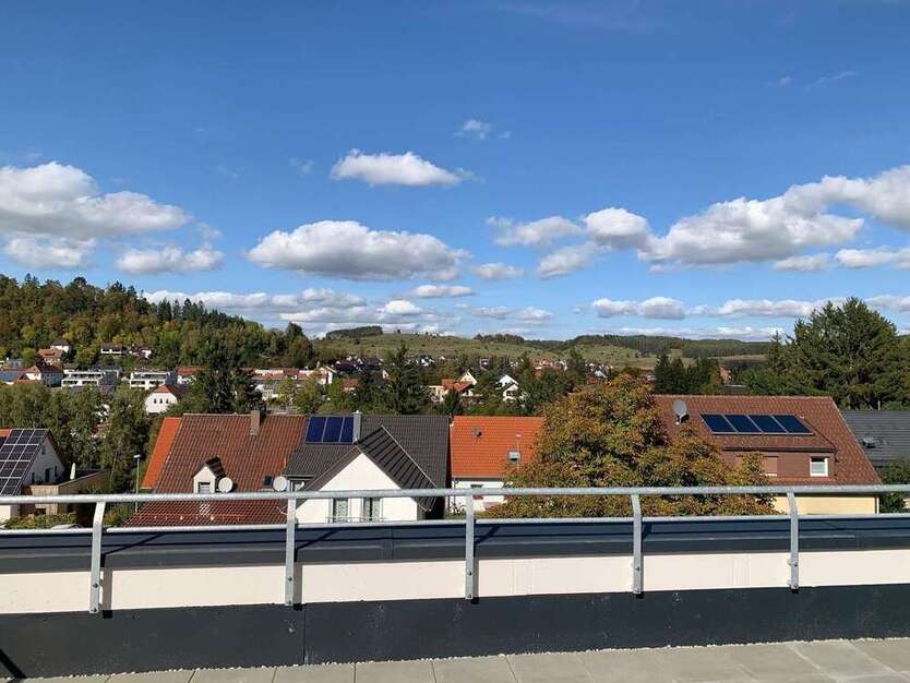 Wohnung zum Mieten in Münsingen 1.190 € 102 m²